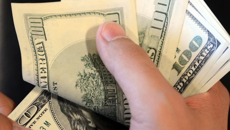 Dolar yükselişe geçerek 5.85 TL’nin üzerini gördü