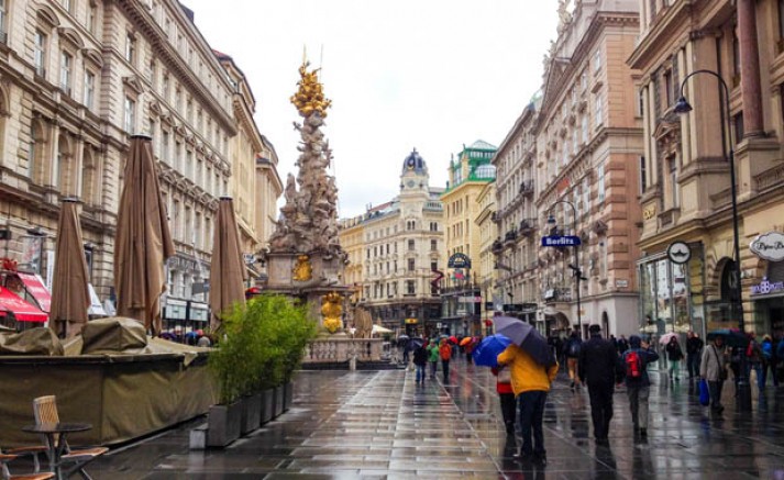 Yurt dışında çalışan vatandaşlar Türkiye’de borçlanarak emekli olabiliyor