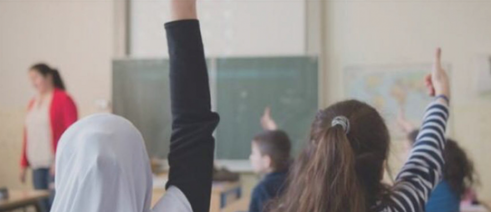 Aşağı Avusturya Eyalet Başkanı Mikl-Leitner’den Başörtüsü Çıkışı: “Kadınları Korumak ve Eşitlik İçin Anayasa Yasası Gerekli!”