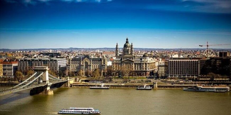 Macaristan’da koronavirüs nedeniyle OHAL ilan edildi