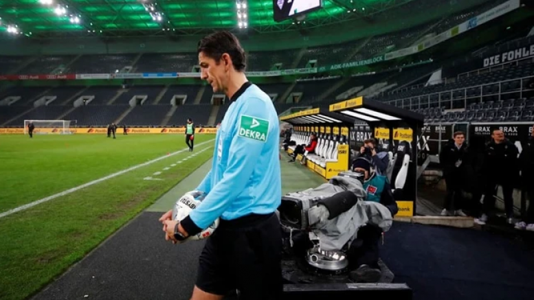 Türk asıllı Alman hakem Deniz Aytekin’in koronavirüse yakalandı.