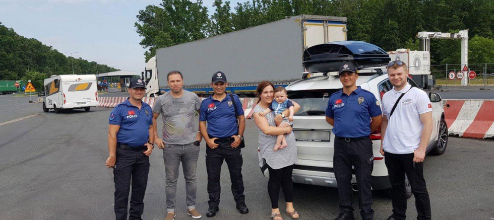 YTB Yurt dışındaki Vatandaşları Sıla Yolunda Karşılıyor