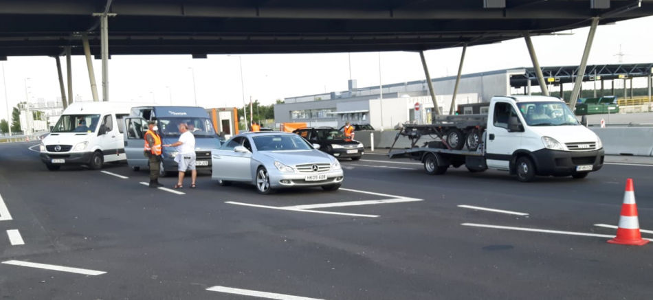 Avusturya’ya Girişte Negatif Testi Olanlara 14 Gün Ev Karantinası Uygulaması Ertelendi