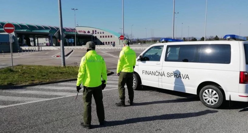 Slovakya’dan Transit Geçişler İçin Artık Koronavirüs Testi İstenmiyor