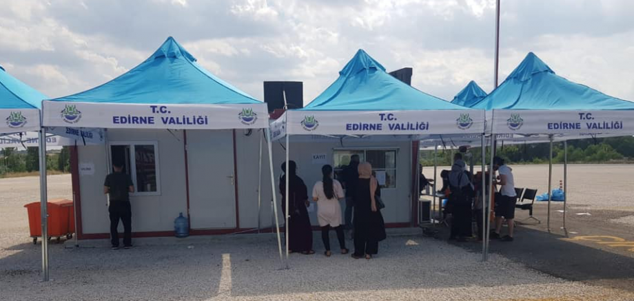 Yurt dışına gidişlerde istenen PCR testi ücreti 250 TL oldu
