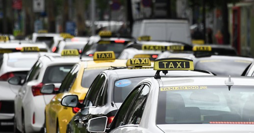 Viyana’daki Taksiciler 25 Kasım Çarşamba Günü Yeni Kanunu Protesto Edecek