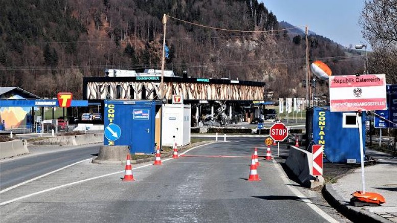 Avusturya: Sınır kontrollerinde 2 bin 800 kişi 10 günlük ev karantinasına alındı