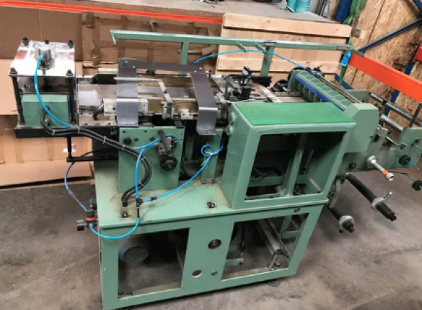 Viyana’da kaçak sigara imalathanesine baskın