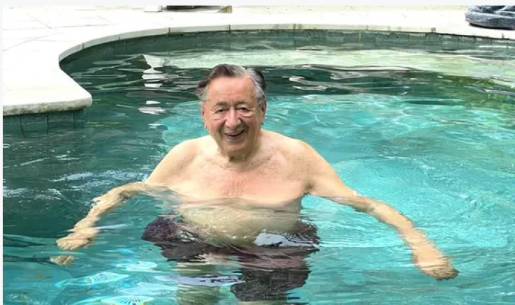 Avusturya: 88 yaşındaki Richard Lugner Maldivler tatili sonrası hastaneye yatırıldı