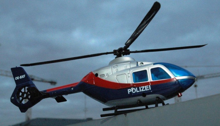 Viyana’da baltalı hırsız benzin istasyonunu soydu