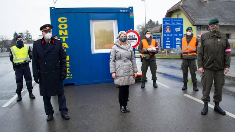 Avusturya komşularıyla sınır kontrollerini sıkılaştırıyor