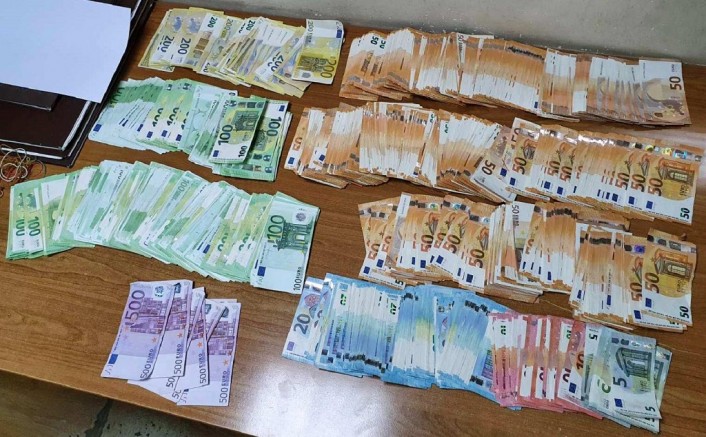 Sırbistan sınırında Bosnalı Yolculardan 160 bin Euro çıktı