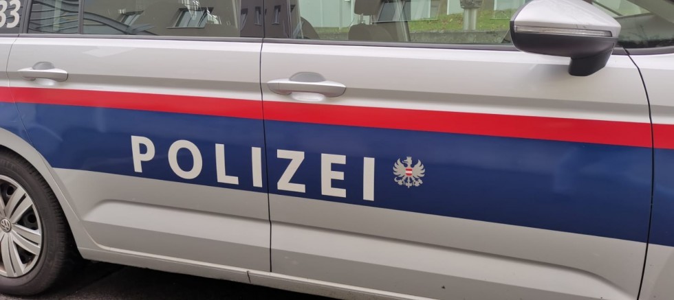 Avusturya’da korkunç cinayet! Kocası tarafından çekiç ve bıçakla öldürüldü