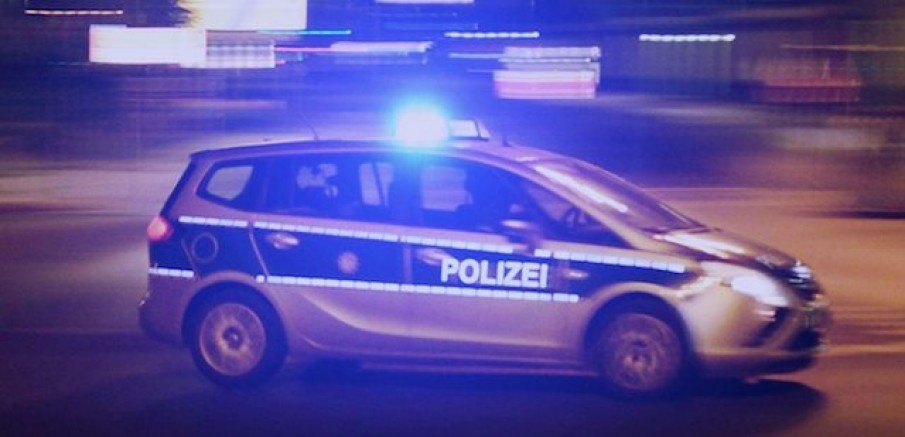 Almanya Bayern’de 29 yaşındaki anne 5 yaşındaki kızını 2.katın camından attı