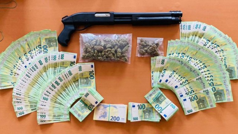 Viyana’da uyuşturucu satıcısı bir Türkün evine yapılan baskında yakalandı