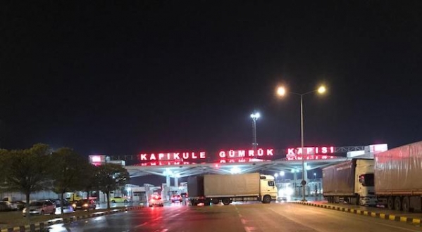 Türkiye | Avusturya’da aşı yaptıran vatandaşlardan PCR test istemeye devam ediyor