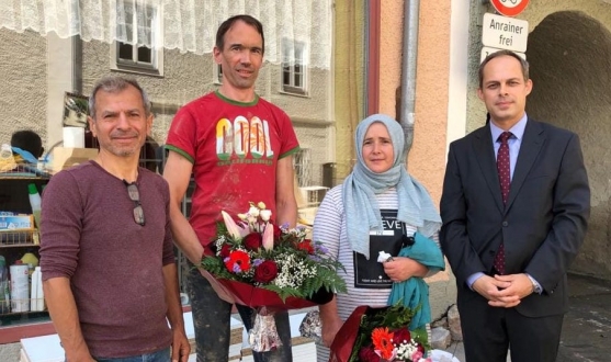 Avusturya’da sele kapılan Türk çiftin hayatını Avusturyalı komşusu kurtardı: Gözünü kırpmadan suya atladı