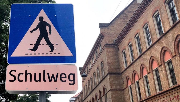 Avusturya | Okullarda üç kez uygulanan Antijen testlerinden biri artık PCR testi olacak