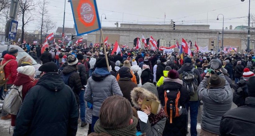 Avusturya’da günlük vaka sayıları 10 bini geçti