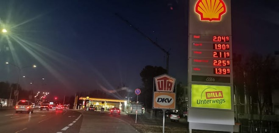 Avusturya ÖAMTC’ye göre benzin ve motorin litre fiyatları 30 ila 40 Cent daha pahalı