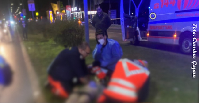 10.Viyana’da yolun karşısına geçmeye çalışan gence araba çarptı