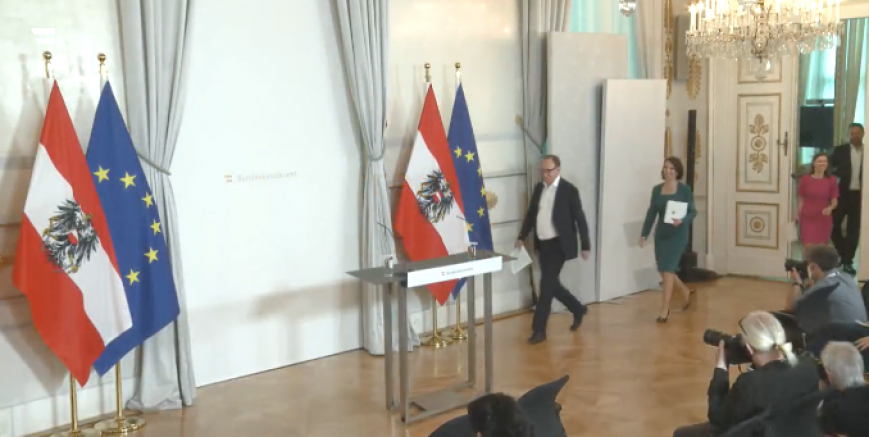 Avusturya Sağlık Bakanı Rauch: Maske takma zorunluluğu 1 Haziran itibariyle kaldırılıyor