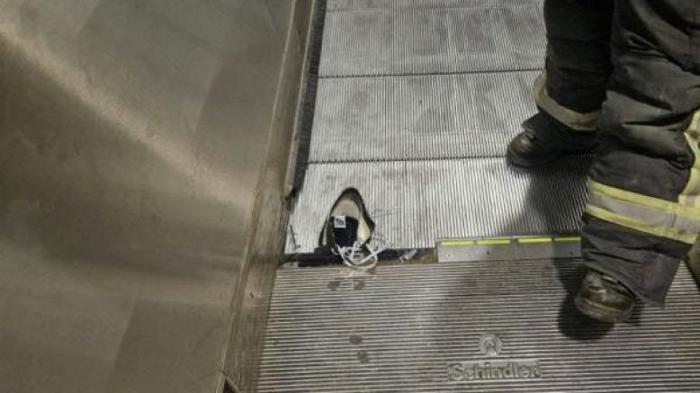 Avusturya | Yürüyen merdivenlere dikkat edin: Viyana’da adamın ayağı yürüyen merdivenlere sıkıştı