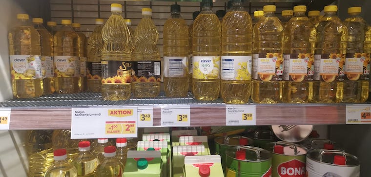 Avusturya’da son bir yıl içinde ayçiçek yağına yüzde 50 zam geldi! 1 lt ayçiçek yağı 2,99 Euro