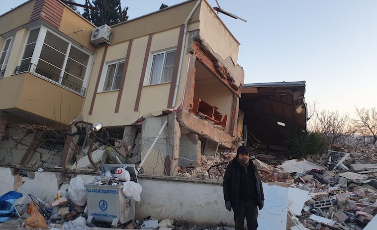 Deprem felaketinin 15. gününde can kaybı 41 bin 20’ye yükseldi