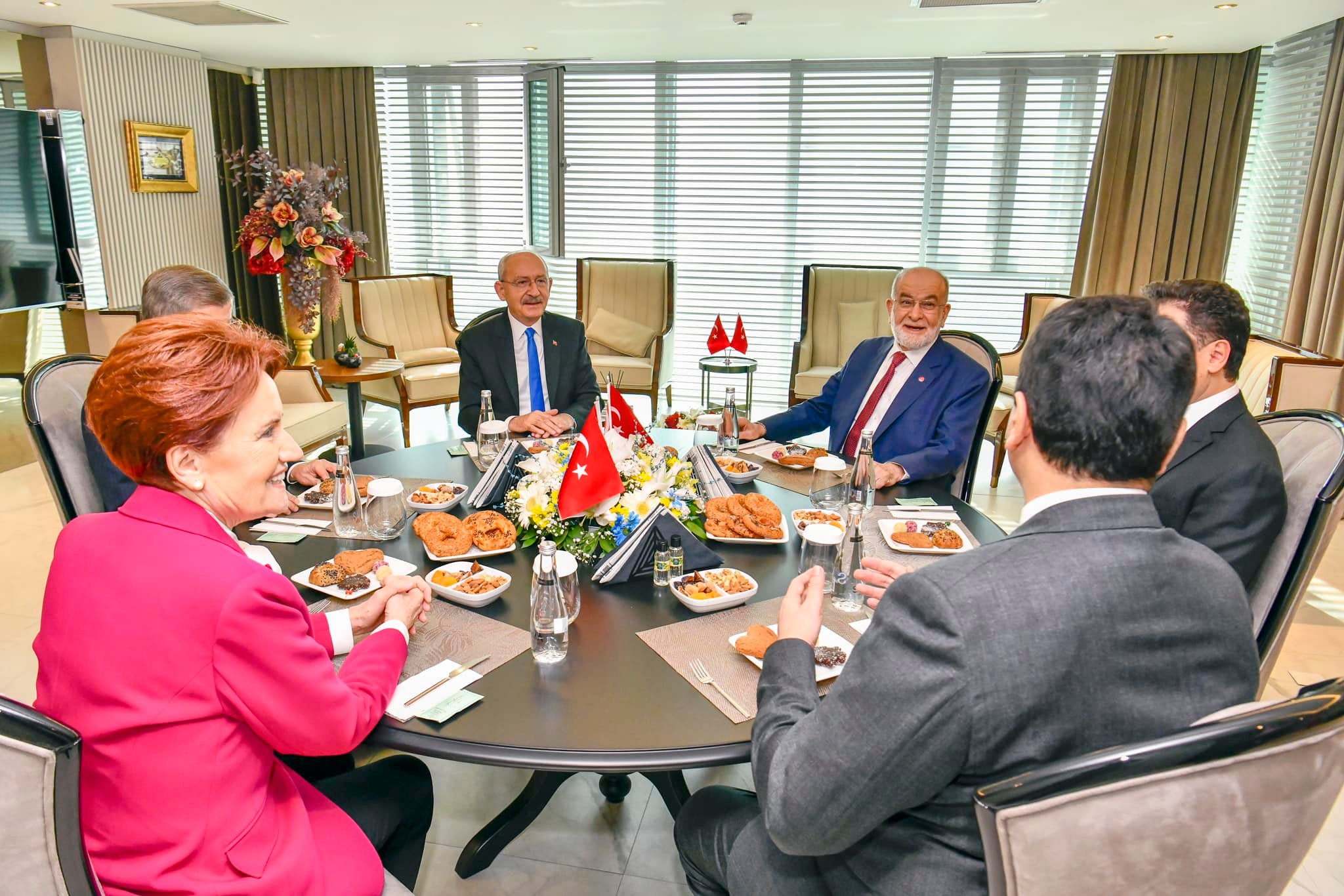 6’lı masa toplantısı sonrası açıklama | Millet İttifakı’nın Cumhurbaşkanı adayı Kemal Kılıçdaroğlu