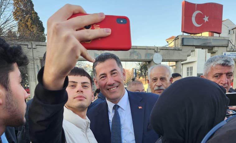 Ata İttifakı’nın Cumhurbaşkanı adayı Sinan Oğan’ın topladığı imza sayısı 63 bin 27’ye yükseldi