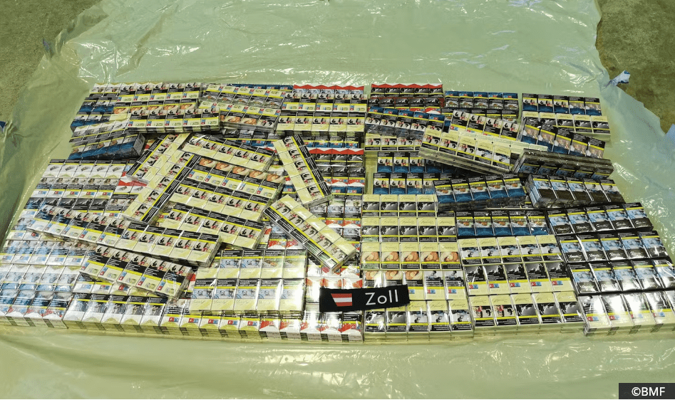 Avusturya’nın A8 Innkreis Otoyolu’nda Kamyonette 20.200 Adet Kaçak Sigara Yakalandı