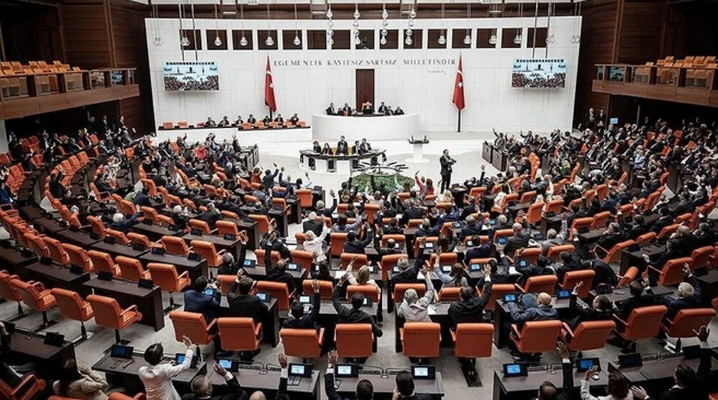 2024’te Milletvekili Maaşları Belli Oldu: 51 Bin 970 Lira’dan 77 Bin 565 Lira’ya Çıkacak