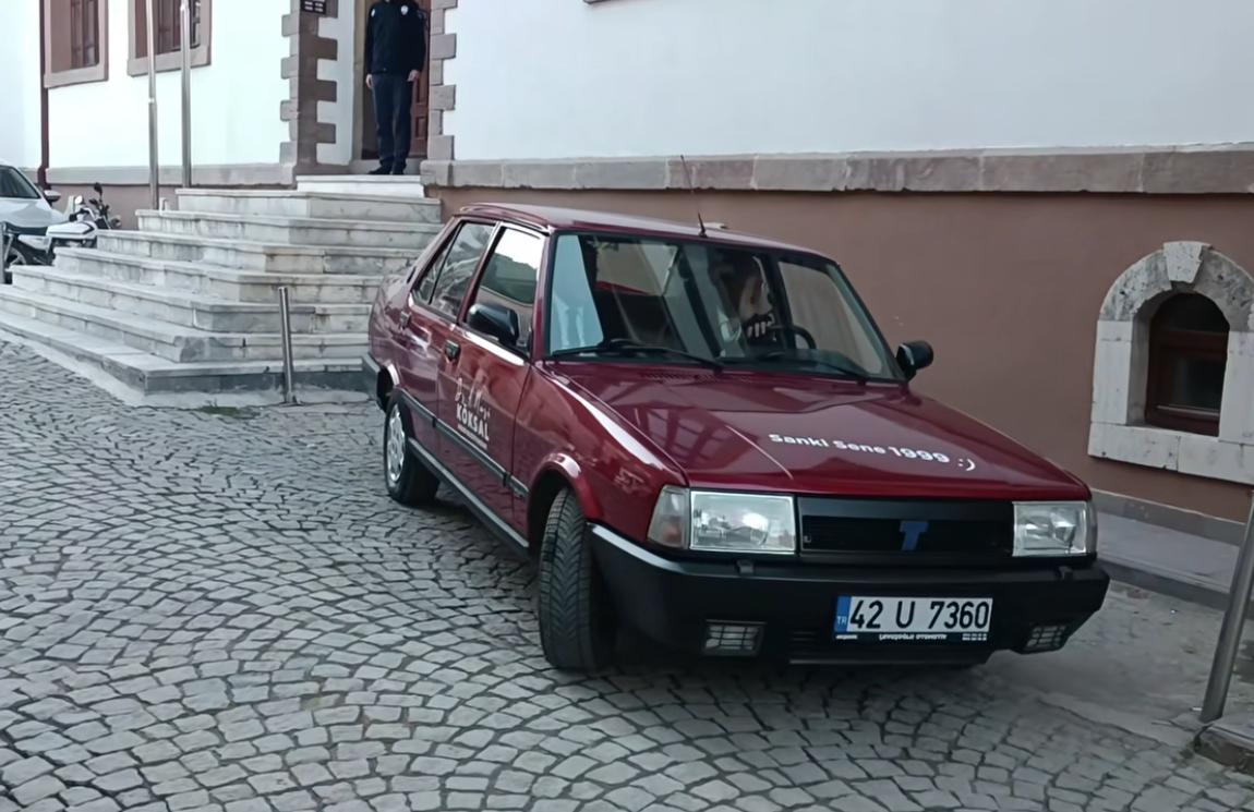 Akşehir’in Yeni Belediye Başkanı Ahmet Nuri Köksal, Makam Arabası Olarak Şahin’i Tercih Etti