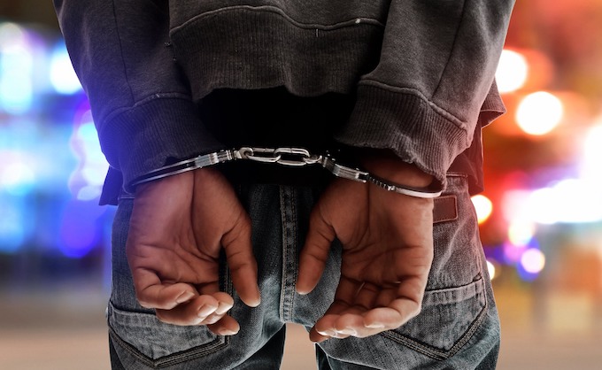 Viyana’nın Favoriten Bölgesinde Yine Olay: Polis Memuru Bıçaklı Saldırıya Uğradı