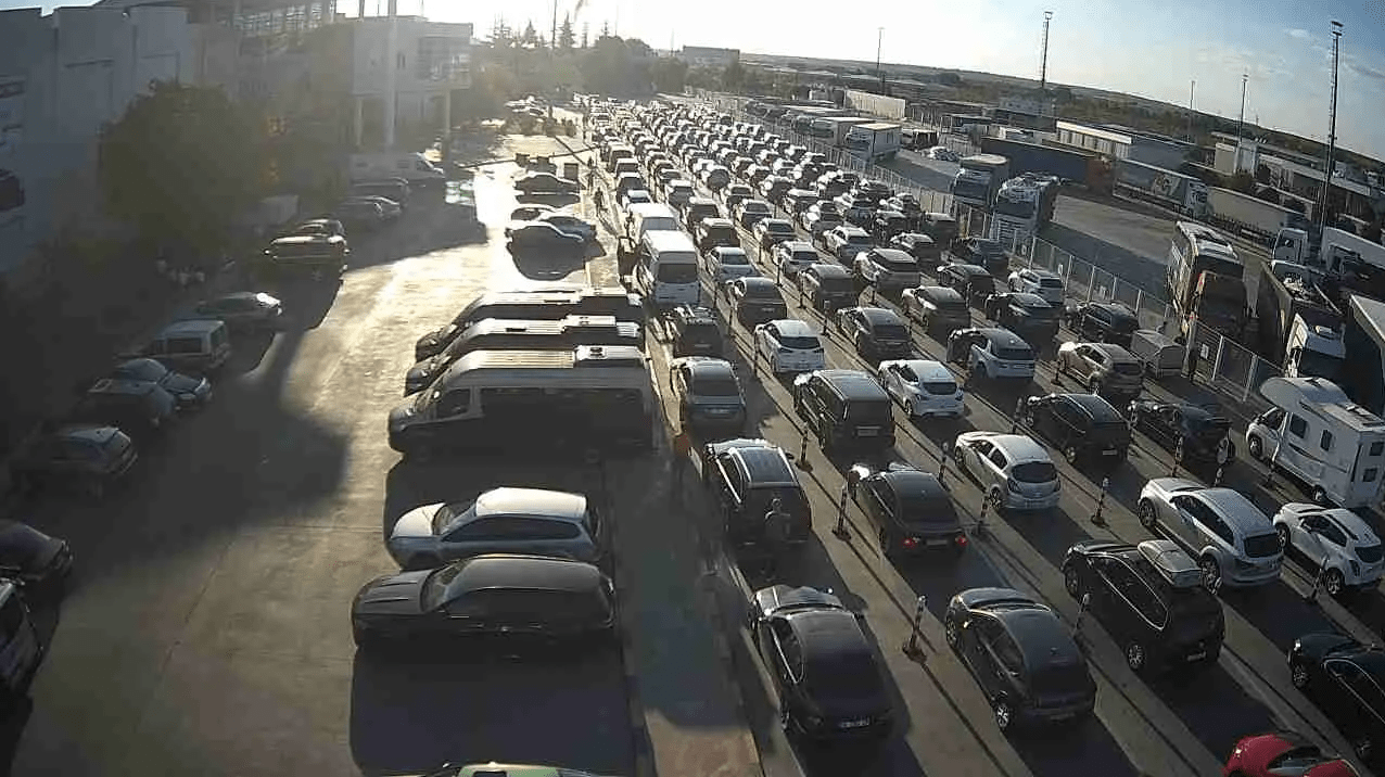 Gurbetçiler Avrupa’ya Geri Dönüyor: Kapıkule’den Çıkanlar Bulgaristan Sınırında 2.5 Saat Bekliyor