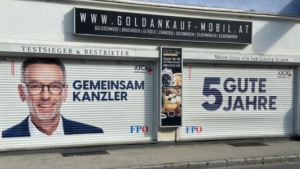 Avusturya’da Bir Türk Sarraf, İşletmesinin Panjurlarını FPÖ Reklamı ile Donattı