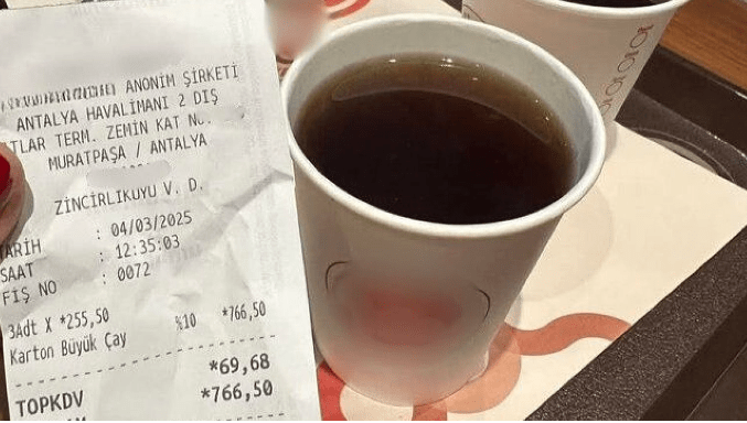 Antalya Havalimanı’nda 3 Çaya 766 TL!