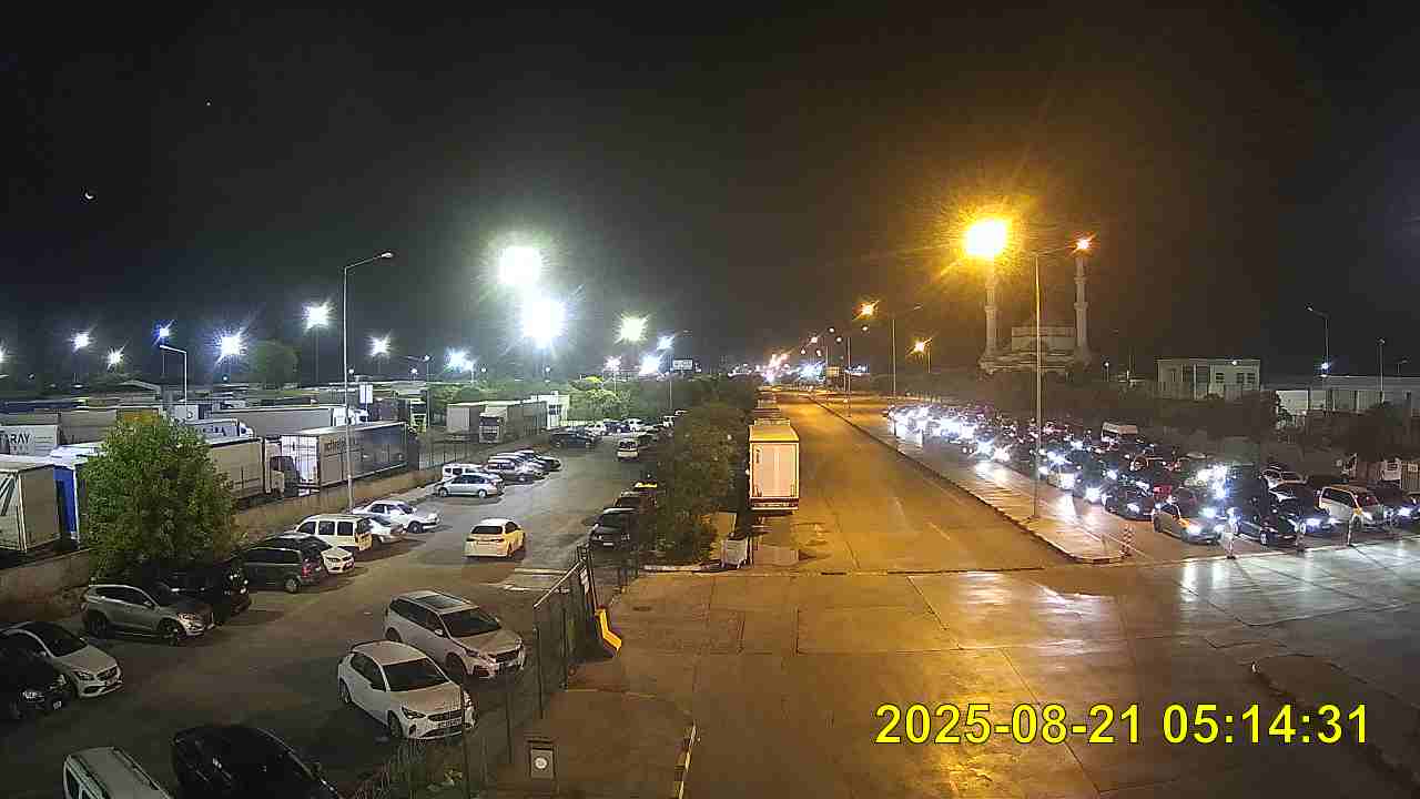 21 Ağustos 2025 Saat 05:00: Türkiye Kapıkule çıkışı, Bulgaristan girişi 4,5 Saat