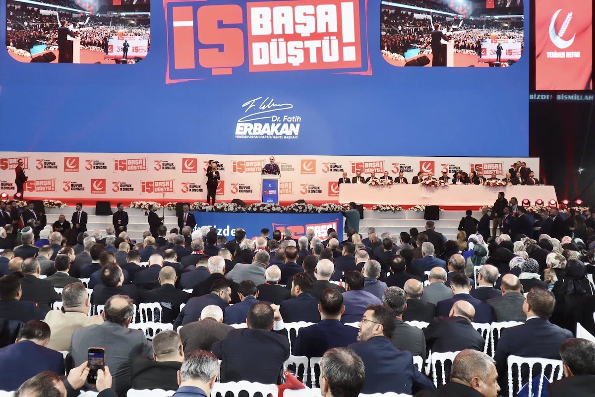 Erbakan: “Türkiye’yi Yeniden Yaşanabilir Kılacağız”