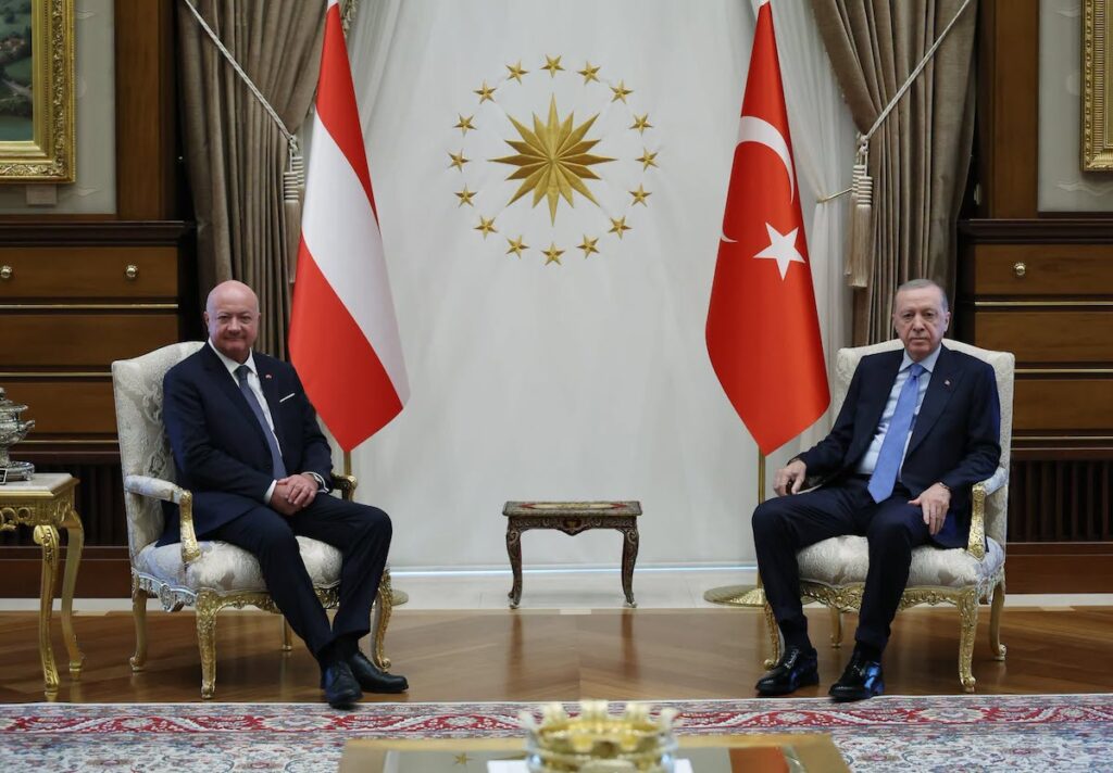 Cumhurbaşkanı Erdoğan ve Avusturya Başbakanı Stocker Görüştü: Ticaret, Göç ve Bölgesel Gündem Öne Çıktı